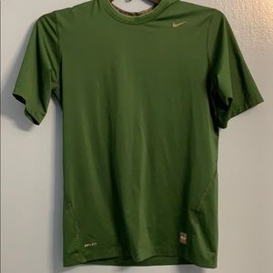 Nike pro combat green youth XL fitted shirt